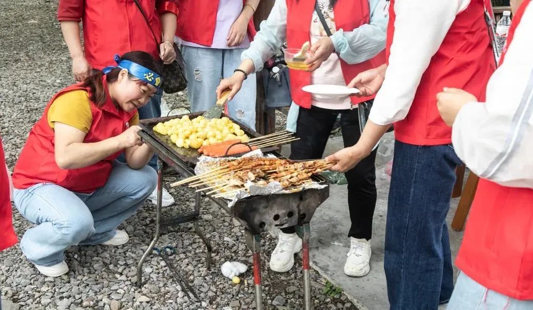 凝心聚力 蓄势待发—盼盼科技健康门团建活动